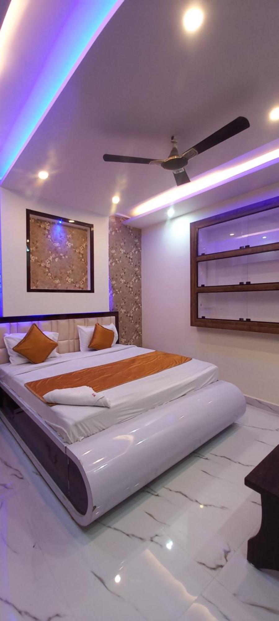 אורצ'ה Hotel Siyaram Palace מראה חיצוני תמונה